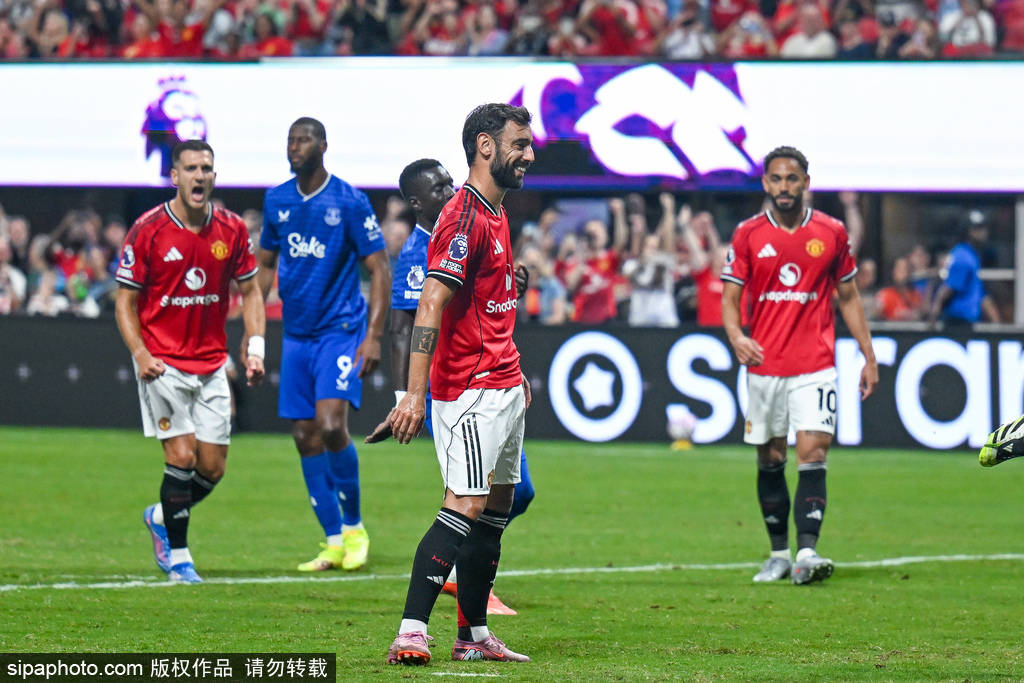 诺比vs乔科平所达
_B费变卦！拒绝沙特天价合同后诺比vs乔科平所达
，曼联核心愿意考虑新选择