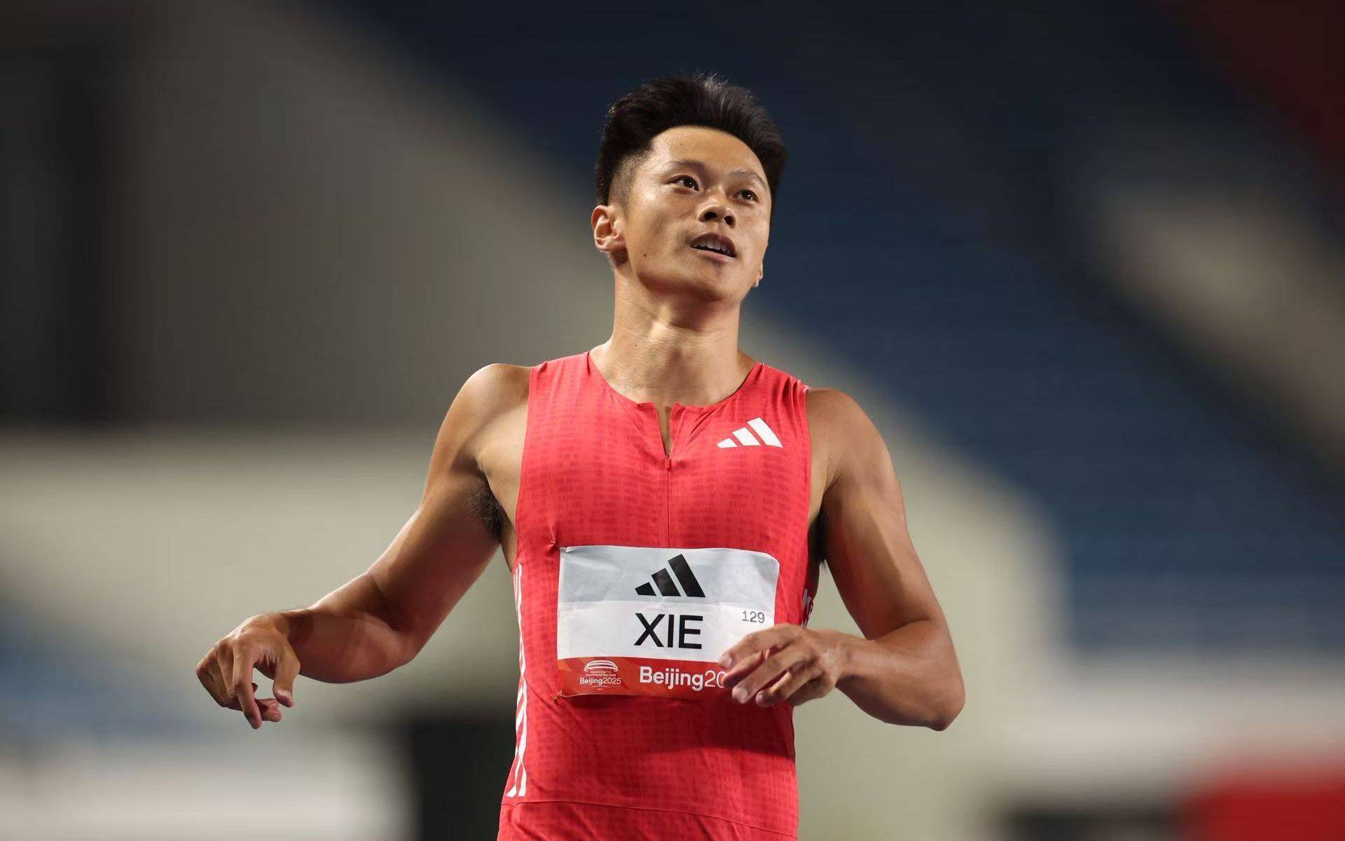 奥斯特桑斯vs卡马亚_0.05秒之差无缘百米飞人大战奖牌奥斯特桑斯vs卡马亚,谢震业通过洲际赛调整状态