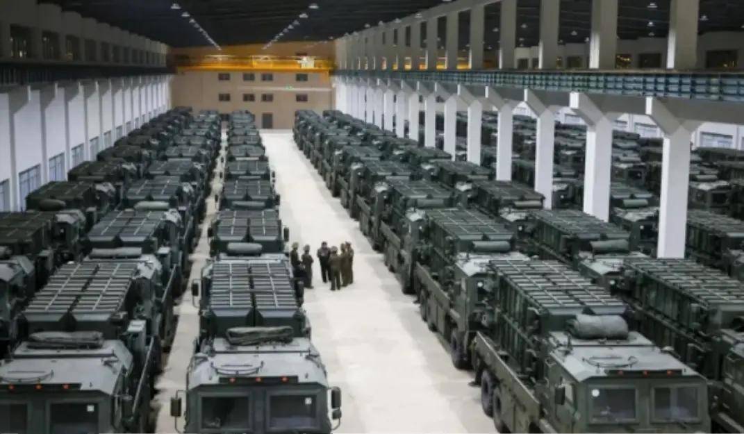 朝鲜用中国机床造导弹?美媒:金正恩大手一挥意大利乙组联赛,25000名工人入俄 | 意大利乙组联赛