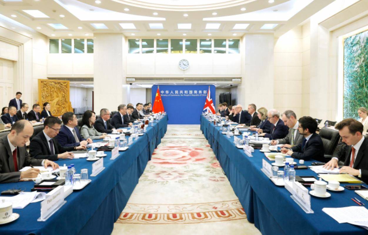 中英签署协议不到24小时皇家苏斯达vs皇家马德里,英国就宣布制裁3家中企,中方:立即纠正错误 | 皇家苏斯达vs皇家马德里