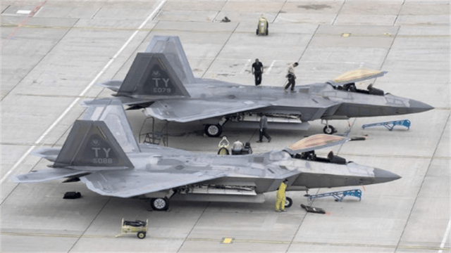 斯温登vs 哈洛贾特_过于落后可以展示?歼20大方展示斯温登vs 哈洛贾特,“野兽模式”强压F35一头