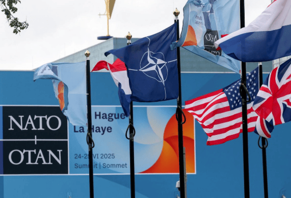 皇冠信用網代理如何申请_俄乌谈判有望了?北约32国开始行动皇冠信用網代理如何申请,俄罗斯内部矛盾爆发,普京“亲密盟友”突然辞职!