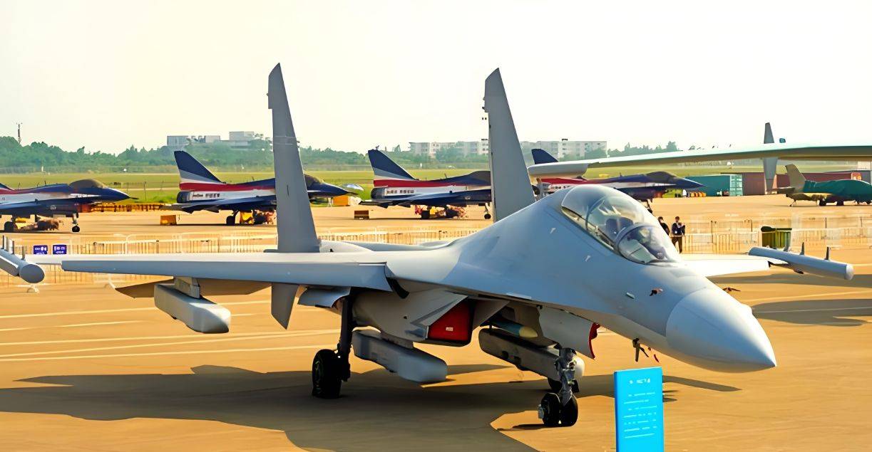 皇冠登一登二登三区别_马来西亚媒体:歼-16成功锁定两架F-22皇冠登一登二登三区别,美军方沉默意味着什么?